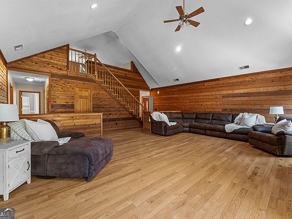 5th image of 1021 Ig Lanier Rd