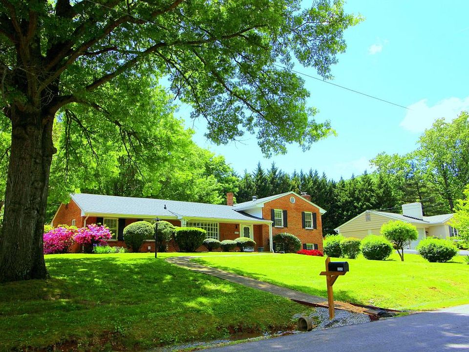 1st image of 2235 Brookfield Dr