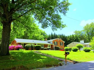 2235 Brookfield Dr, Roanoke, VA 24018