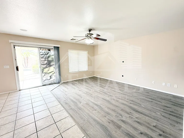 805 S Esmeralda — Photo 3