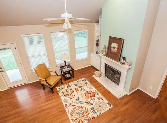 2nd image of 2815 Cortez Dr