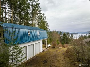 3724 Mud Bay Rd, Lopez Island, WA 98261