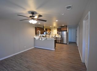 907 Simpson Rd #A, Victoria, TX 77904