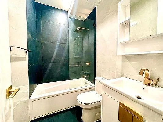 Rented by Doorway NYC, LLC | media 13