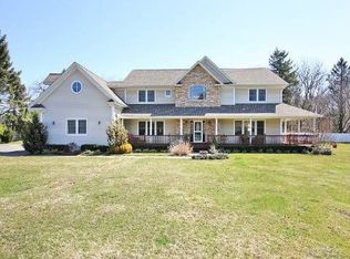 34A Downey Ct, Huntington, NY 11743