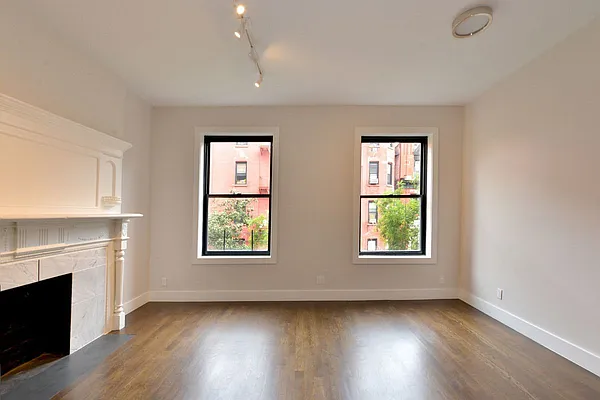 Rented by Tourma Realty LLC | media 30