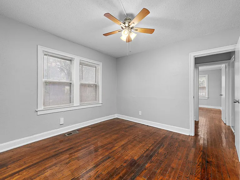 3126 McGee St — Photo 27