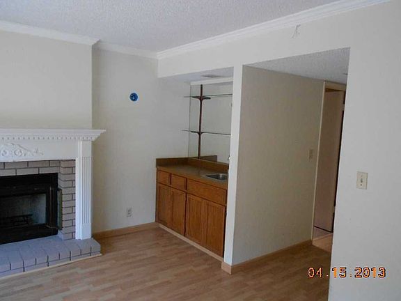 3rd image of 2255 Highcliff Ct