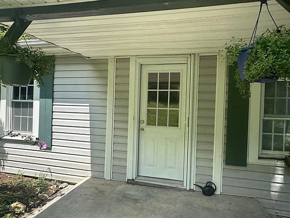 4th image of 439 Buckskin Rd
