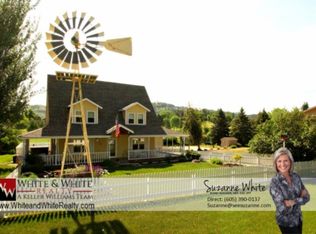 3014 Stockade Dr, Rapid City, SD 57702