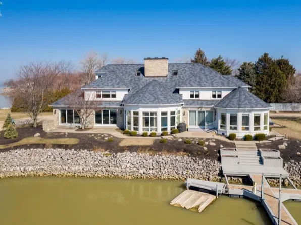 4348 E Marin Lks, Port Clinton, OH 43452