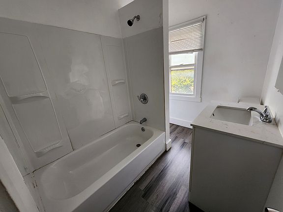 2nd image of 10011 Madison Ave