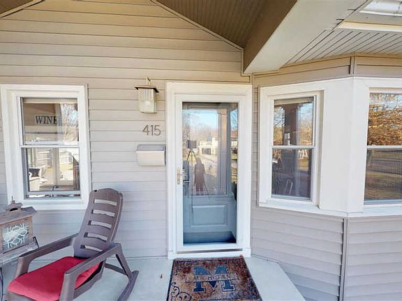 4th image of 415 Cambridge Dr