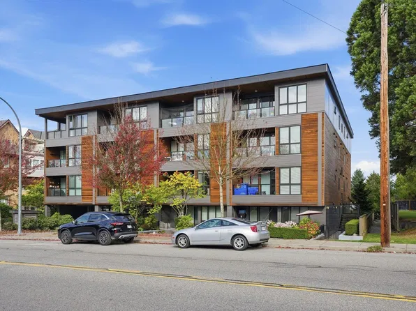 2267 Pitt River Rd #206, Pt Coquitlam, BC V3C 1R7
