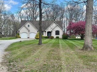 12125 N 675th St, Robinson, IL 62454