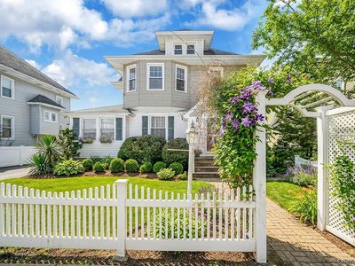 367 Vincent Avenue, Lynbrook, NY, 11563