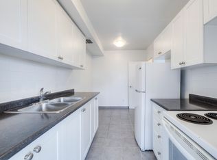 6 Grandstand Pl, Toronto, ON M4H 1E4