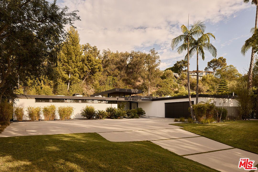 570 Evelyn Pl, Beverly Hills, CA 90210 | MLS #26836049 | Zillow