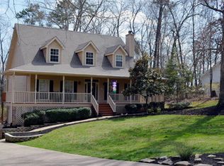 10930 Harbor Rd N, Soddy Daisy, TN 37379