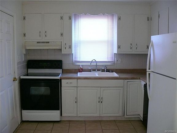 5th image of 2940 Old Memorial Dr