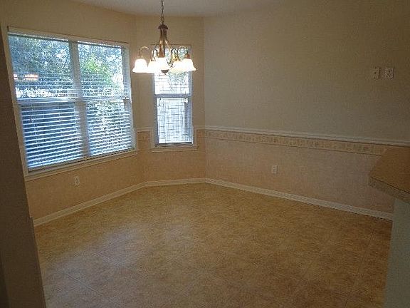 5th image of 2607 Blue Meadow Dr