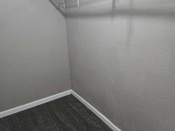 2nd image of 900 E Dale St