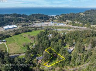 28397 Mateer Rd, Gold Beach, OR 97444