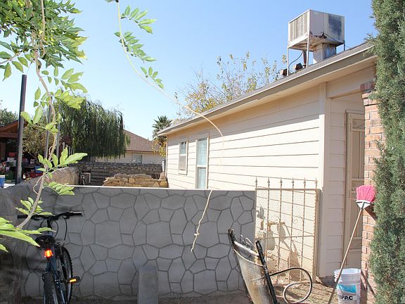 5th image of 10404 Valle De Oro Dr
