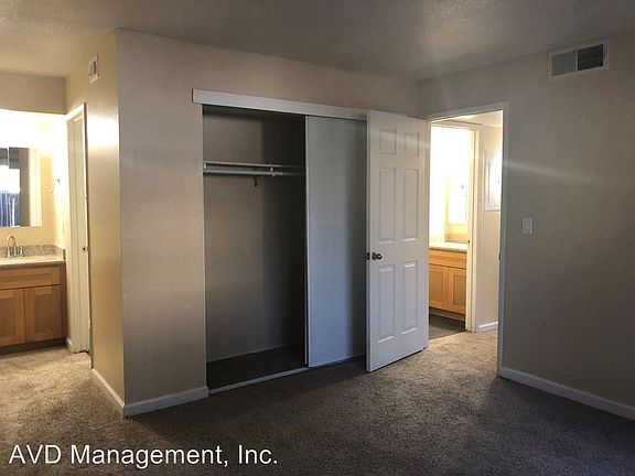 5th image of 6270 Havenside Dr APT 2
