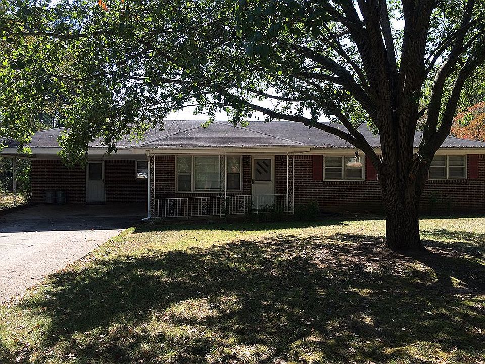 1st image of 503 Norton Cir SE