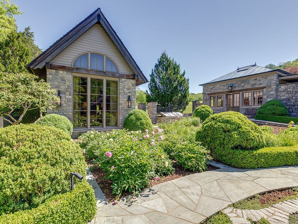 10th image of 5476 Leipers Creek Rd