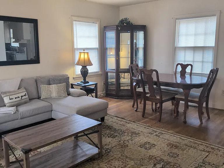 421 W Centennial St — Photo 14