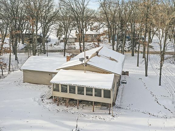 2nd image of 24125 Skylark Dr NE