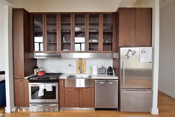 Rented by Bold New York | media 15