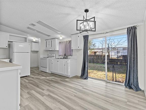 4th image of 7482 Ranchero St