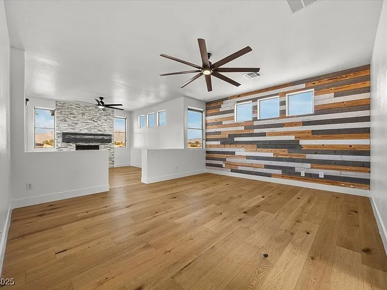 6332 Peggotty Ave — Photo 19
