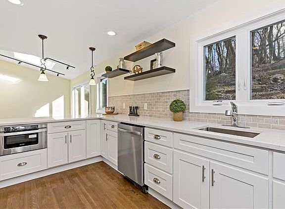 2nd image of 177 Crest Dr