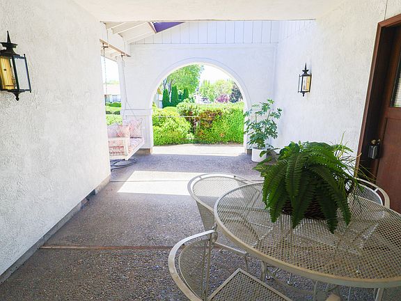 5th image of 2311 Amaryllis St