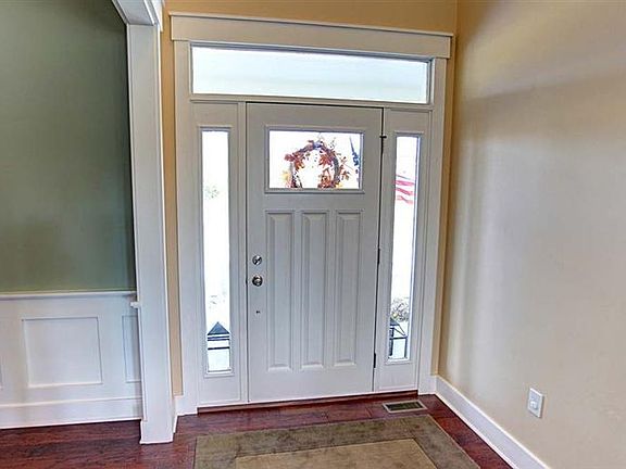 4th image of 2239 Estates Ct