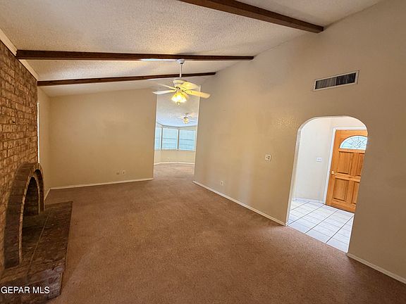 2nd image of 2021 Robert Wynn St