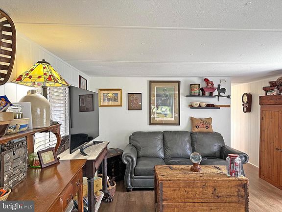 4th image of 21697 D St #D-50