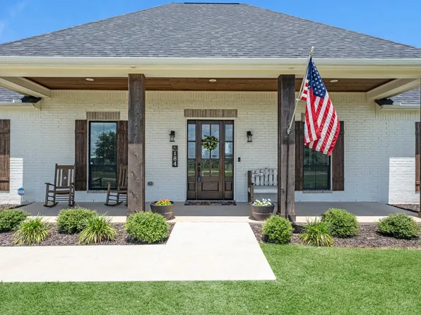 184 Randi Rd, Bellville, TX 77418