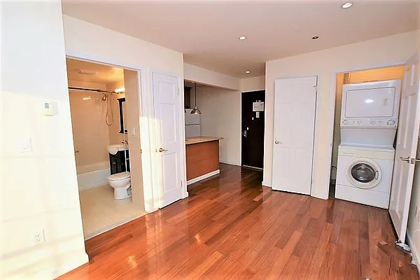 Rented by Merit Group & Associates | media 6