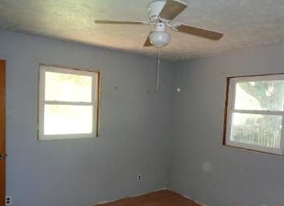 5th image of 35662 Jay Dr