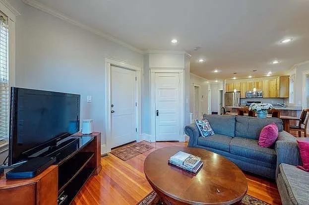 77 Montebello Rd #2 — Photo 22
