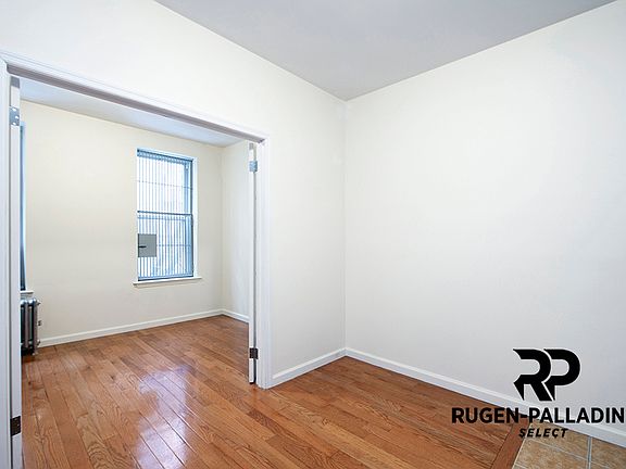 5th image of 41 E 7th St APT 8