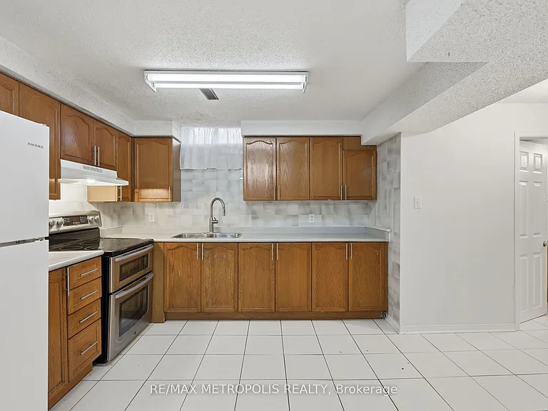 584 Strouds Ln #BASEMENT — Photo 12