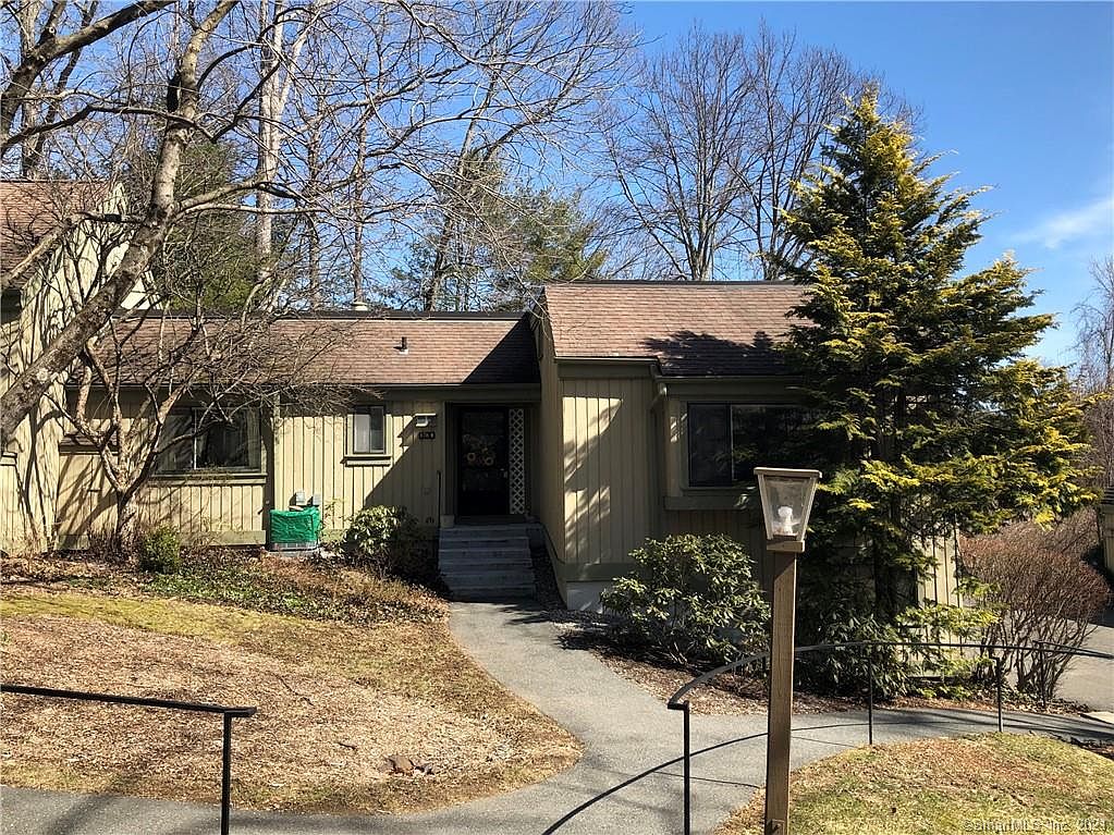 678 Heritage Vlg B Southbury Ct 06488 Mls 170367511 Zillow