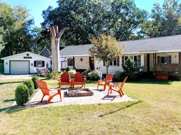 120 Irma St, Prudenville, MI 48651