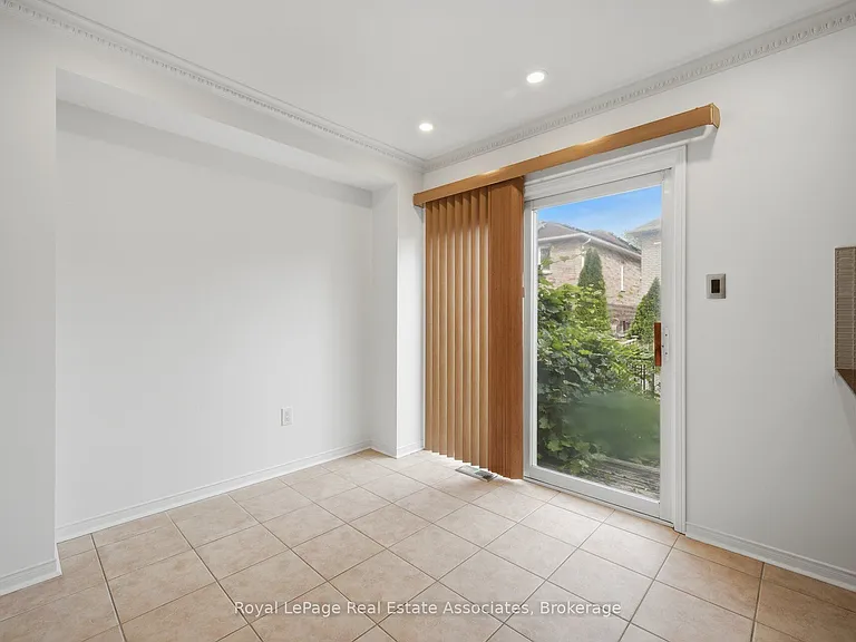 70 Echoridge Dr — Photo 21